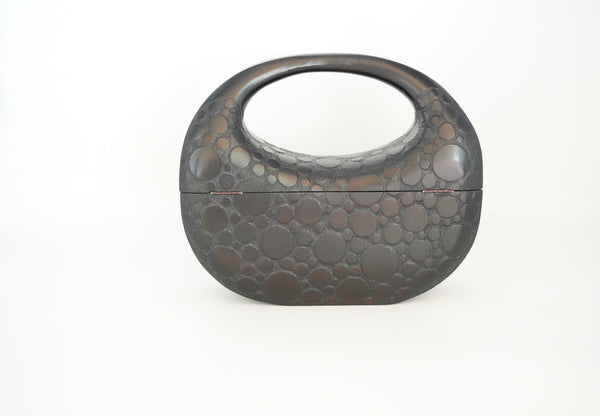 樹の鞄 　一体型彫刻作品　/The Wooden Bag - Sculptural Piece (Integrated Form) / Urushi-bubbles