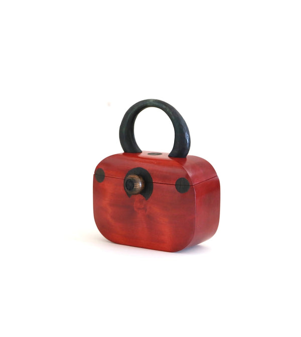 樹の鞄  ladybug