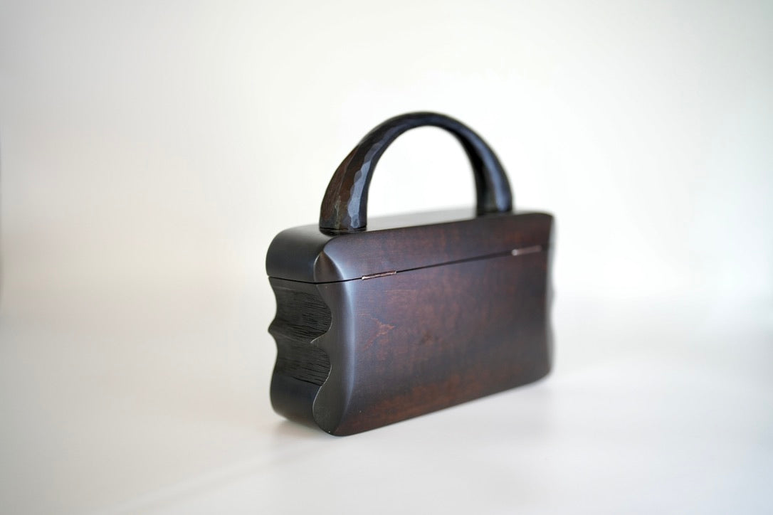 樹の鞄  urushi-black-R&L