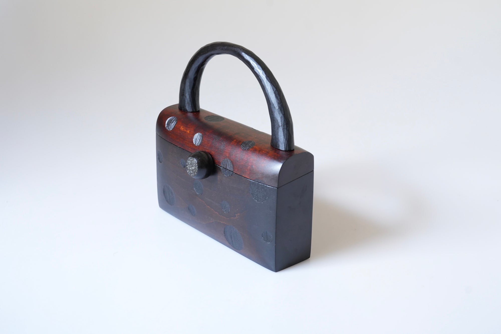 樹の鞄 　H-model-Urushi2024