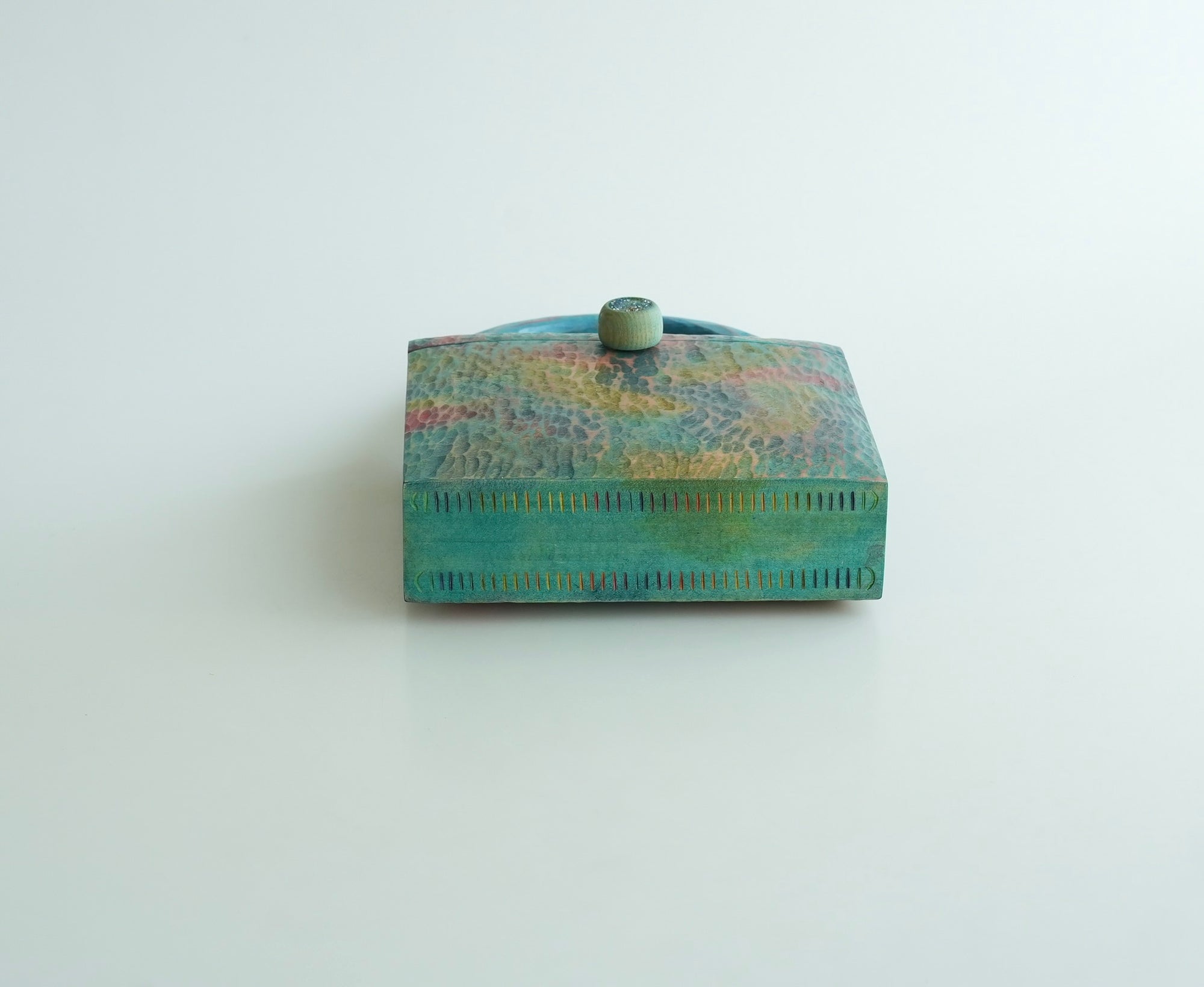 樹の鞄 　虹色の雲