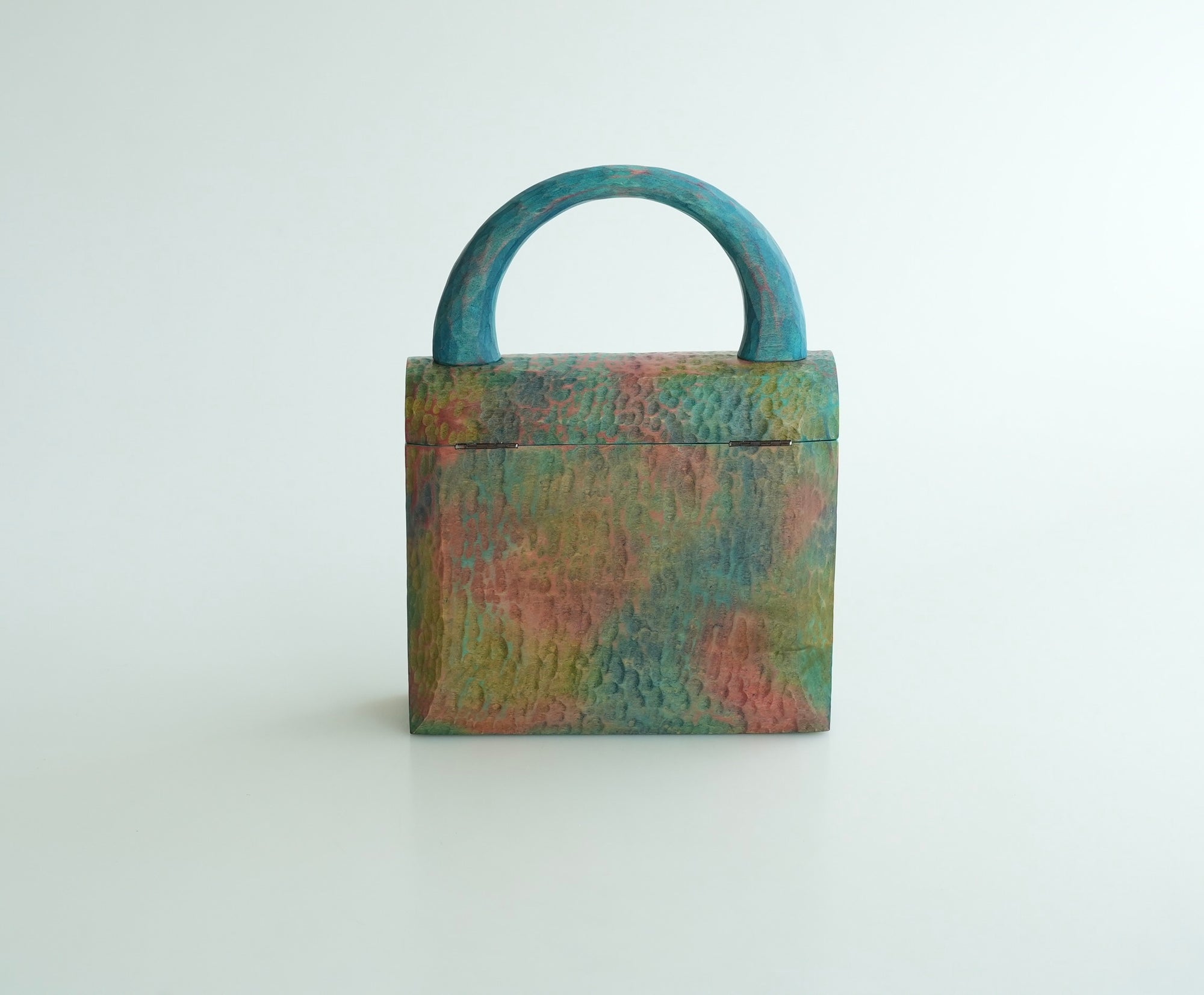 樹の鞄 　虹色の雲