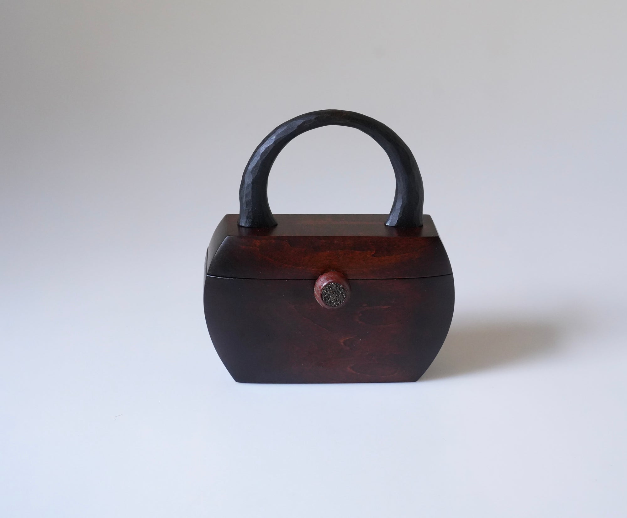 樹の鞄  Urushi-classic-oval