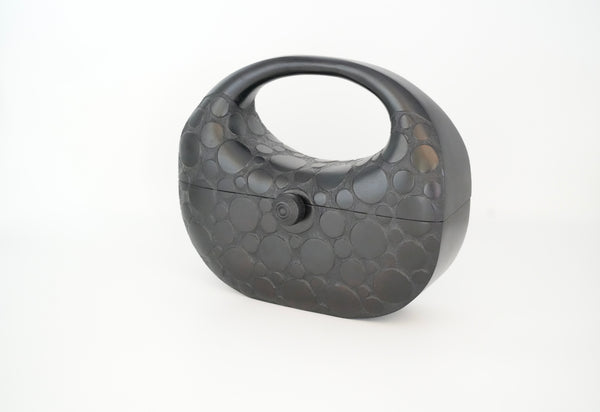 樹の鞄 　一体型彫刻作品　/The Wooden Bag - Sculptural Piece (Integrated Form) / Urushi-bubbles
